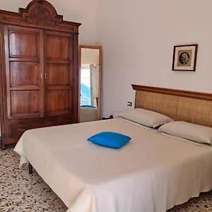 Trilly House Apartment Perledo